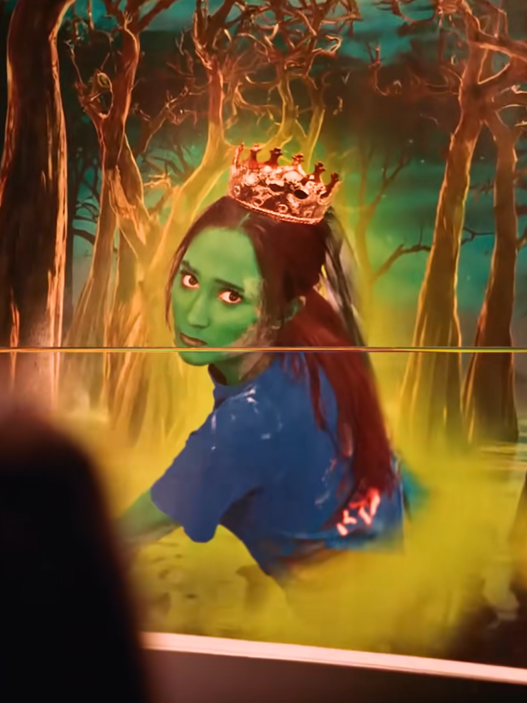 GREEN SKIN THUMB